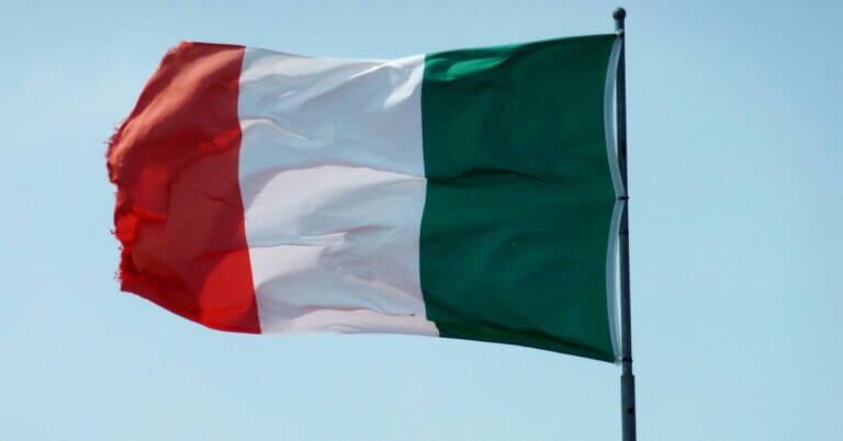 Is Italian Easy to Learn for English Speakers? A Language-Lover’s Guide